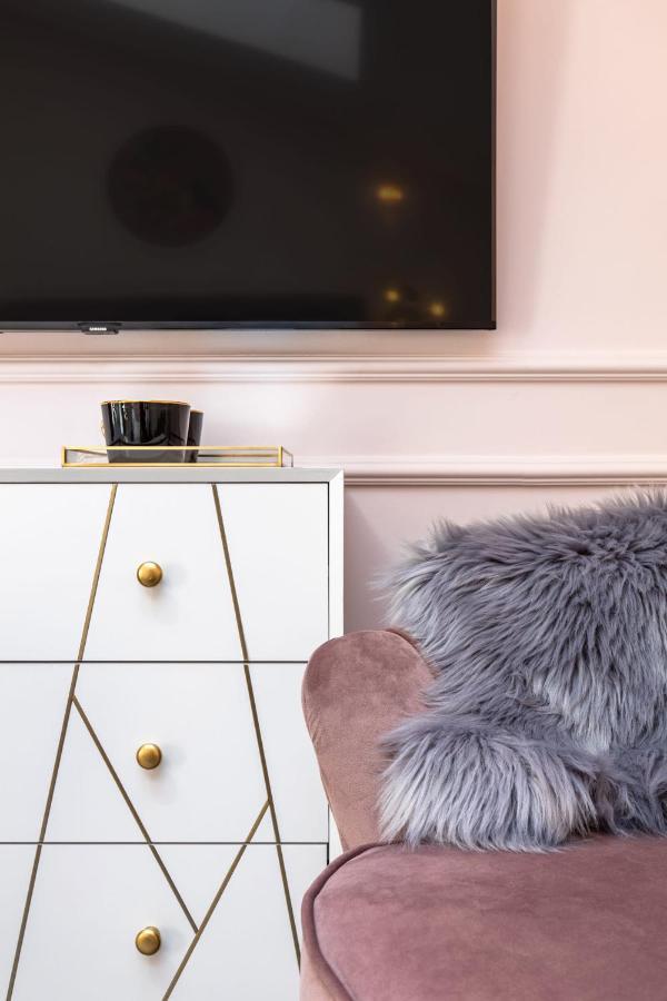 Holt Old Town Luxury Suites Βουκουρέστι Εξωτερικό φωτογραφία